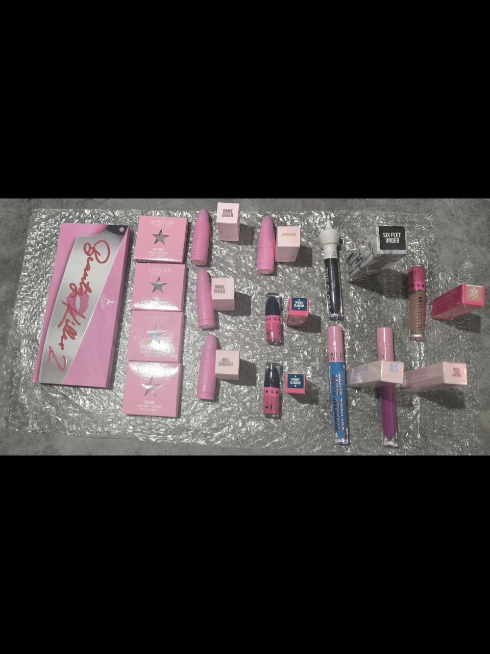 15 Pieces - Jeffree Star Cosmetics Lip & Makeup Bundle - Pink
